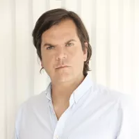 Headshot ofSantiago Amador